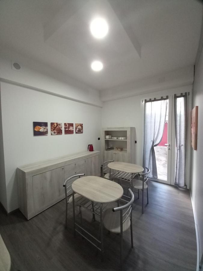 Sorbara B&B Km 198 - Letto E Colazione מראה חיצוני תמונה