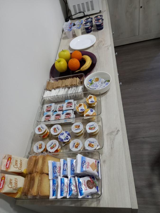 Sorbara B&B Km 198 - Letto E Colazione מראה חיצוני תמונה
