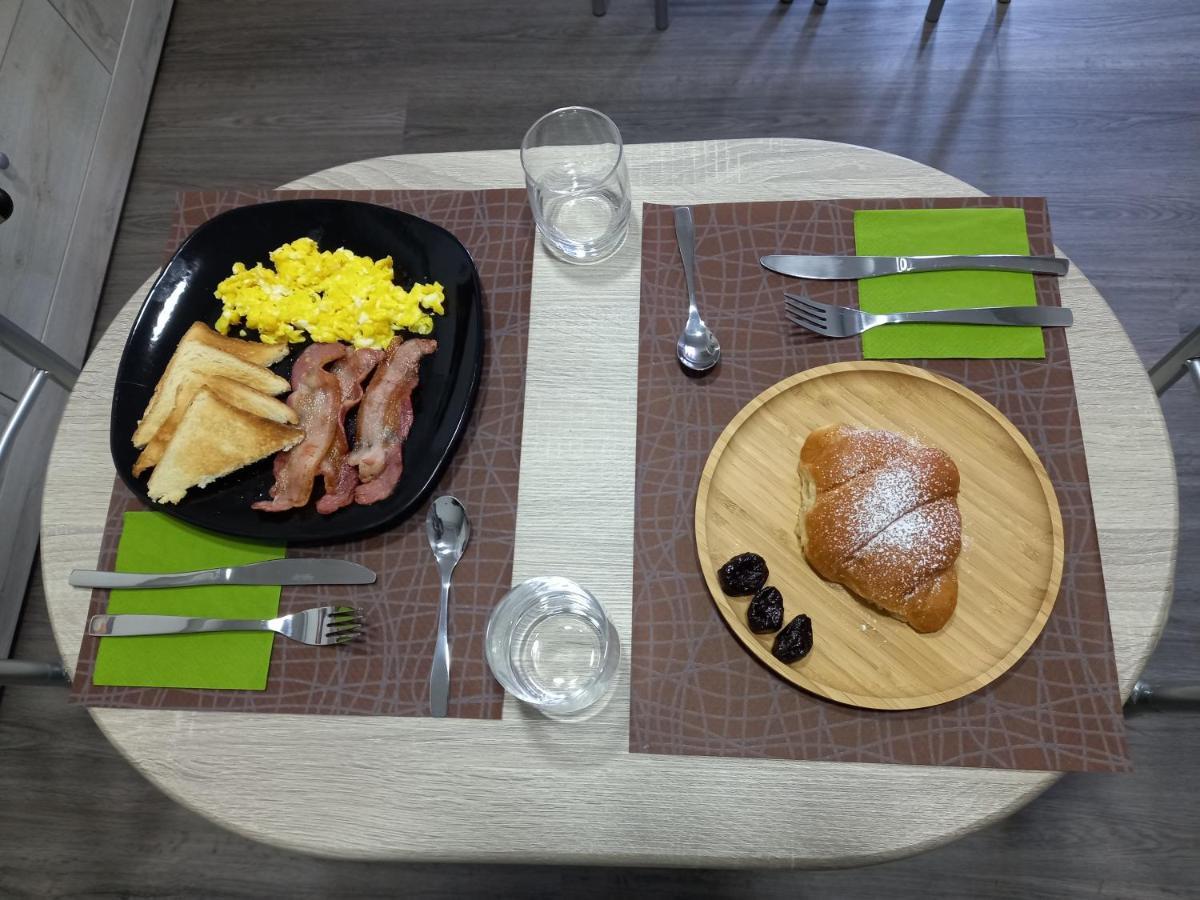Sorbara B&B Km 198 - Letto E Colazione מראה חיצוני תמונה