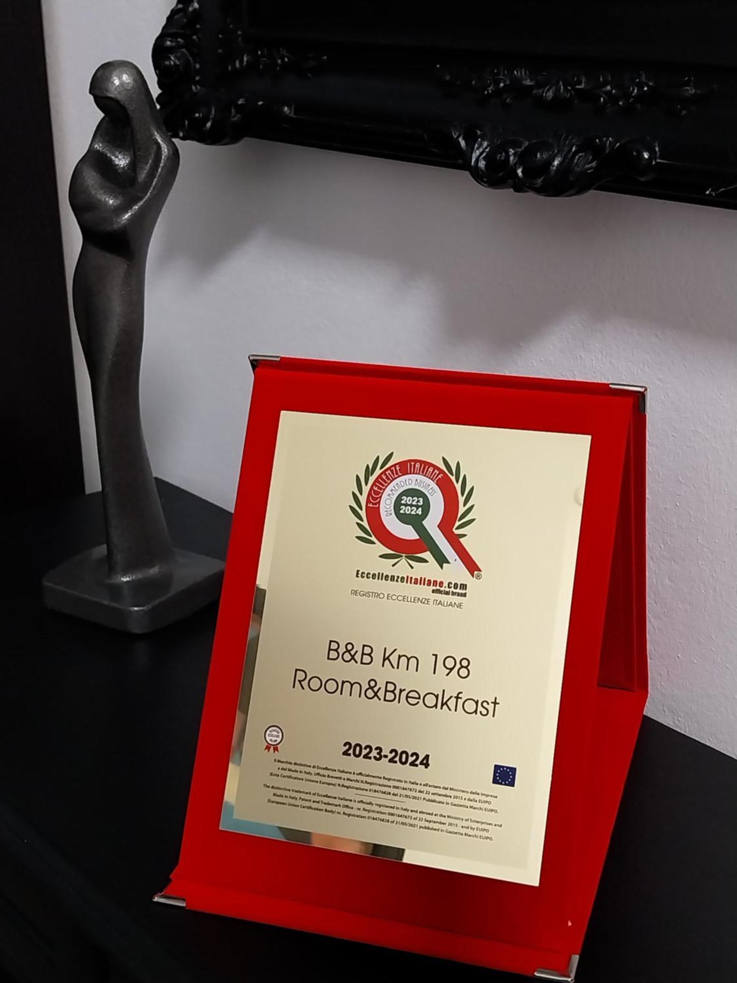 Sorbara B&B Km 198 - Letto E Colazione מראה חיצוני תמונה